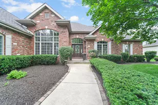 1626 Truchard Ct, Crown Point, IN 46307 - Photo 2