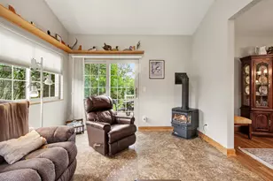 3807 Westbridge Dr, Valparaiso, IN 46383 - Photo 10