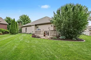 3807 Westbridge Dr, Valparaiso, IN 46383 - Photo 26