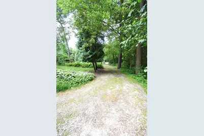 900 W Winding Road, Rensselaer, IN 47978 - Photo 14