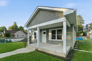 1411 Woodward St, La Porte, IN 46350 - Photo 2