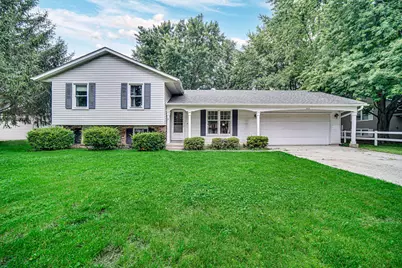 812 Fox Point Drive, Chesterton, IN 46304 - Photo 1