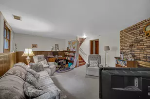 812 Fox Point Dr, Chesterton, IN 46304 - Photo 10