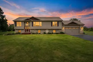 647 W 1100 N, Wheatfield, IN 46392 - Photo 1