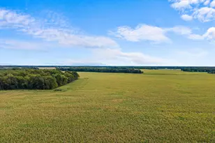 647 W 1100 N, Wheatfield, IN 46392 - Photo 2