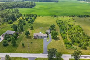 647 W 1100 N, Wheatfield, IN 46392 - Photo 40