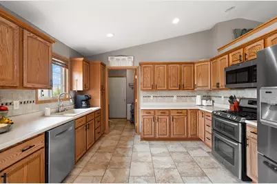 647 W 1100 N, Wheatfield, IN 46392 - Photo 14