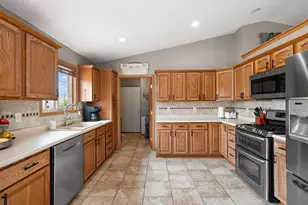 647 W 1100 N, Wheatfield, IN 46392 - Photo 14