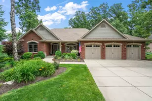 770 Quinlan Ct, Crown Point, IN 46307 - Photo 2