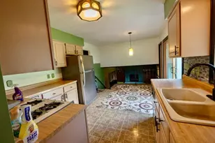 1752 Greenview St, Valparaiso, IN 46383 - Photo 10