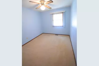 930 W Swartzell Drive, Rensselaer, IN 47978 - Photo 22
