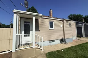 1106 Campbell St, Valparaiso, IN 46385 - Photo 14