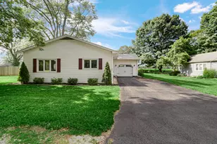 410 E Hamilton St, Union Mills, IN 46382 - Photo 2