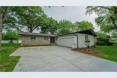 1411 Kraft Drive, Munster, IN 46321 - Photo 1