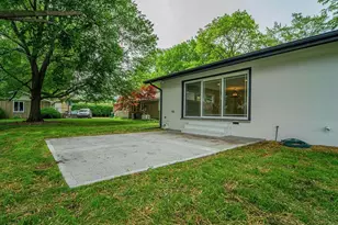 1411 Kraft Dr, Munster, IN 46321 - Photo 2