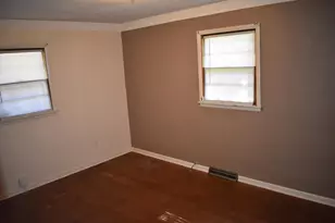 2408 Marshall St, Gary, IN 46404 - Photo 8