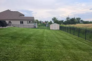 10251 California St, Crown Point, IN 46307 - Photo 32