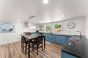 10623 Porter St, Crown Point, IN 46307 - Photo 12