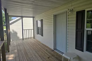 205 W McAlpin St, Hebron, IN 46341 - Photo 18