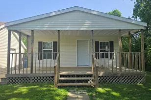 205 W McAlpin St, Hebron, IN 46341 - Photo 24