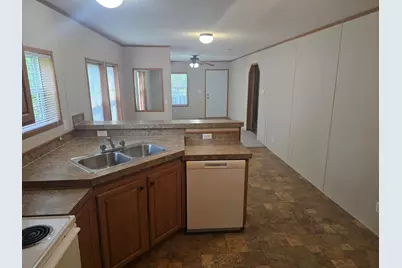 205 W McAlpin Street, Hebron, IN 46341 - Photo 6
