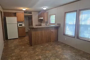 205 W McAlpin St, Hebron, IN 46341 - Photo 6