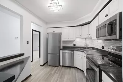 2023 W 45th Street #104, Highland, IN 46322 - Photo 10