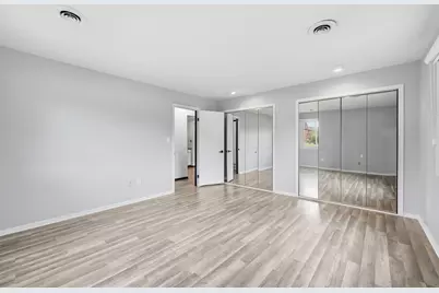 2023 W 45th Street #104, Highland, IN 46322 - Photo 16