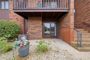 2023 W 45th St, Highland, IN 46322 - Photo 4