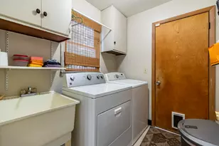 718 Forsythia St SE, Demotte, IN 46310 - Photo 16