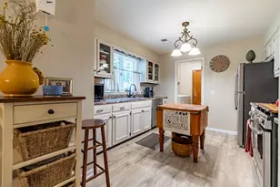 718 Forsythia St SE, Demotte, IN 46310 - Photo 28