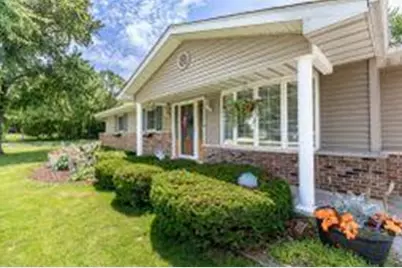 718 Forsythia Street SE, Demotte, IN 46310 - Photo 10