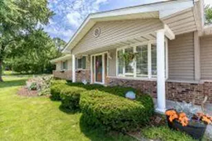 718 Forsythia St SE, Demotte, IN 46310 - Photo 10