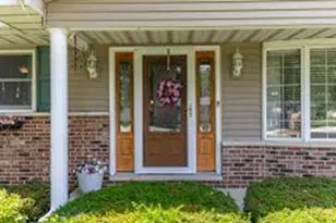 718 Forsythia St SE, Demotte, IN 46310 - Photo 12
