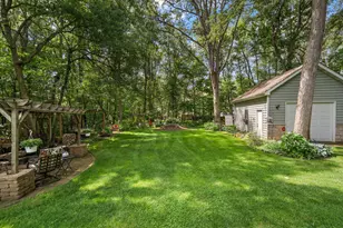 3933 Timberland Dr, Wheatfield, IN 46392 - Photo 10