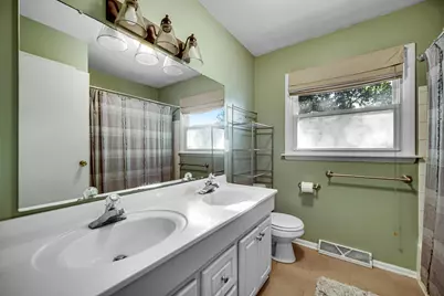 3101 N Campbell Street, Valparaiso, IN 46385 - Photo 16