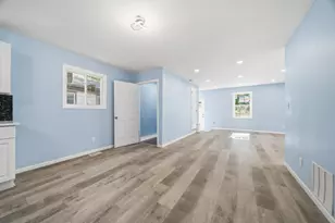 772 Hovey St, Gary, IN 46406 - Photo 8