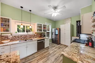 1406 Indiana Ave, La Porte, IN 46350 - Photo 12