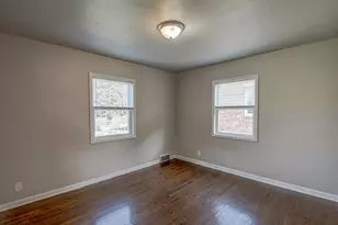 1409 Roosevelt St, Gary, IN 46404 - Photo 12