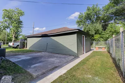 805 Lincoln Street, Gary, IN 46402 - Photo 48