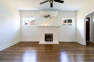 805 Lincoln St, Gary, IN 46402 - Photo 8