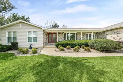 425 Rolling Meadow Drive, Valparaiso, IN 46385 - Photo 2