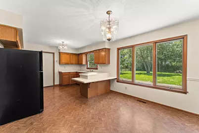 9082 Estates Drive, Demotte, IN 46310 - Photo 6