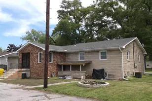 704 N Oakwood Dr, Griffith, IN 46319 - Photo 20