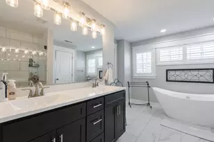 875 Farmview Dr, Valparaiso, IN 46383 - Photo 26