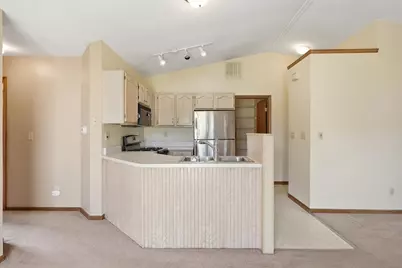 1905 Creekside Court, Valparaiso, IN 46383 - Photo 6