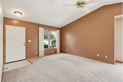 1905 Creekside Court, Valparaiso, IN 46383 - Photo 4