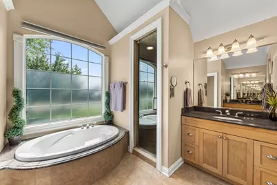 902 Kendall Court, Crown Point, IN 46307 - Photo 16