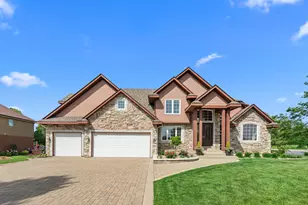 902 Kendall Ct, Crown Point, IN 46307 - Photo 1