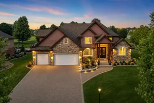 902 Kendall Ct, Crown Point, IN 46307 - Photo 2